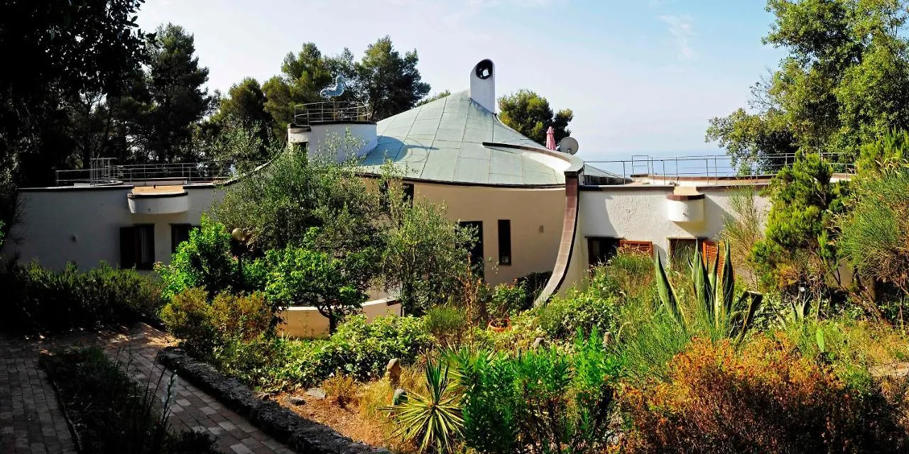 B&B Al Cavalluccio Marino Montemarcello 0*,