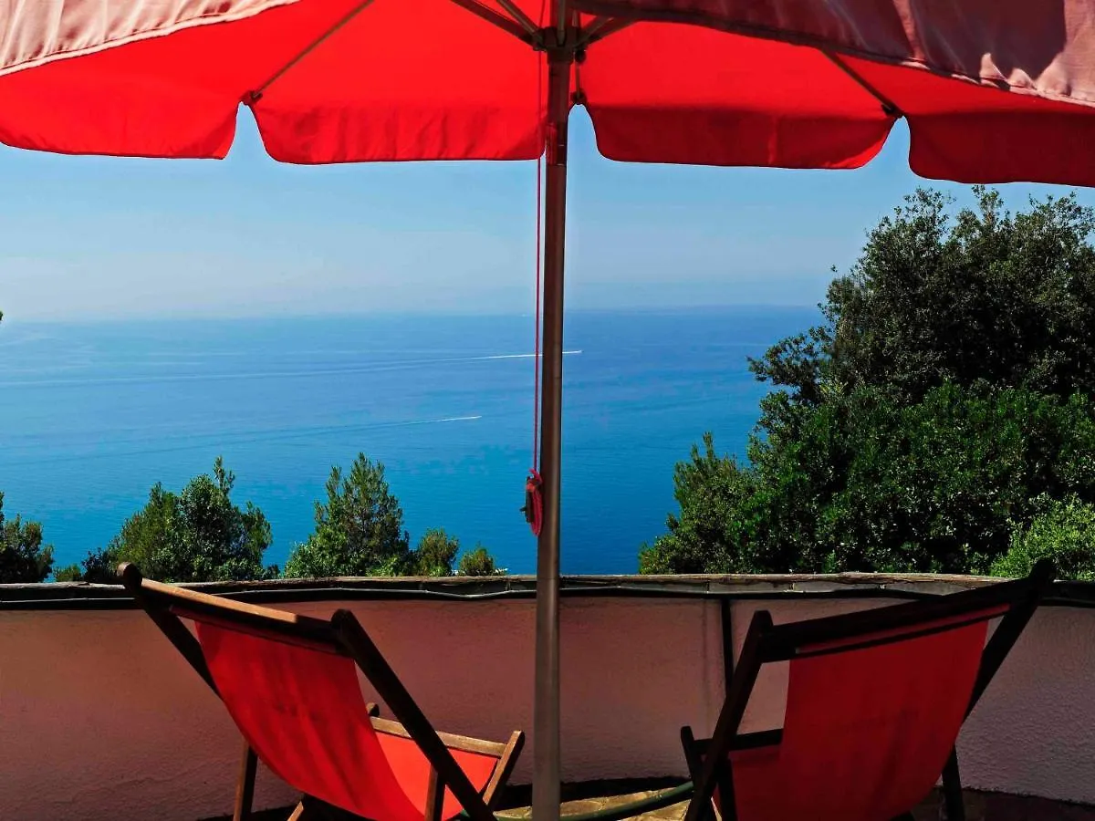 B&B Al Cavalluccio Marino Montemarcello Bed & Breakfast